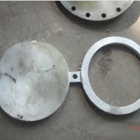 we are one of the largest manufacturers of spectacle blind flange, spectacle blind flange asme, bs en 1092-2  spectacle blind flange in all size & dimensions in factory rate at our stockyard 